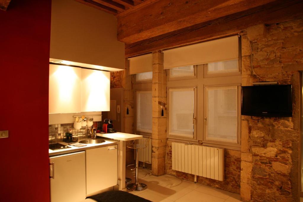 Ferienwohnung Loge Saint Jean Lyon Zimmer foto